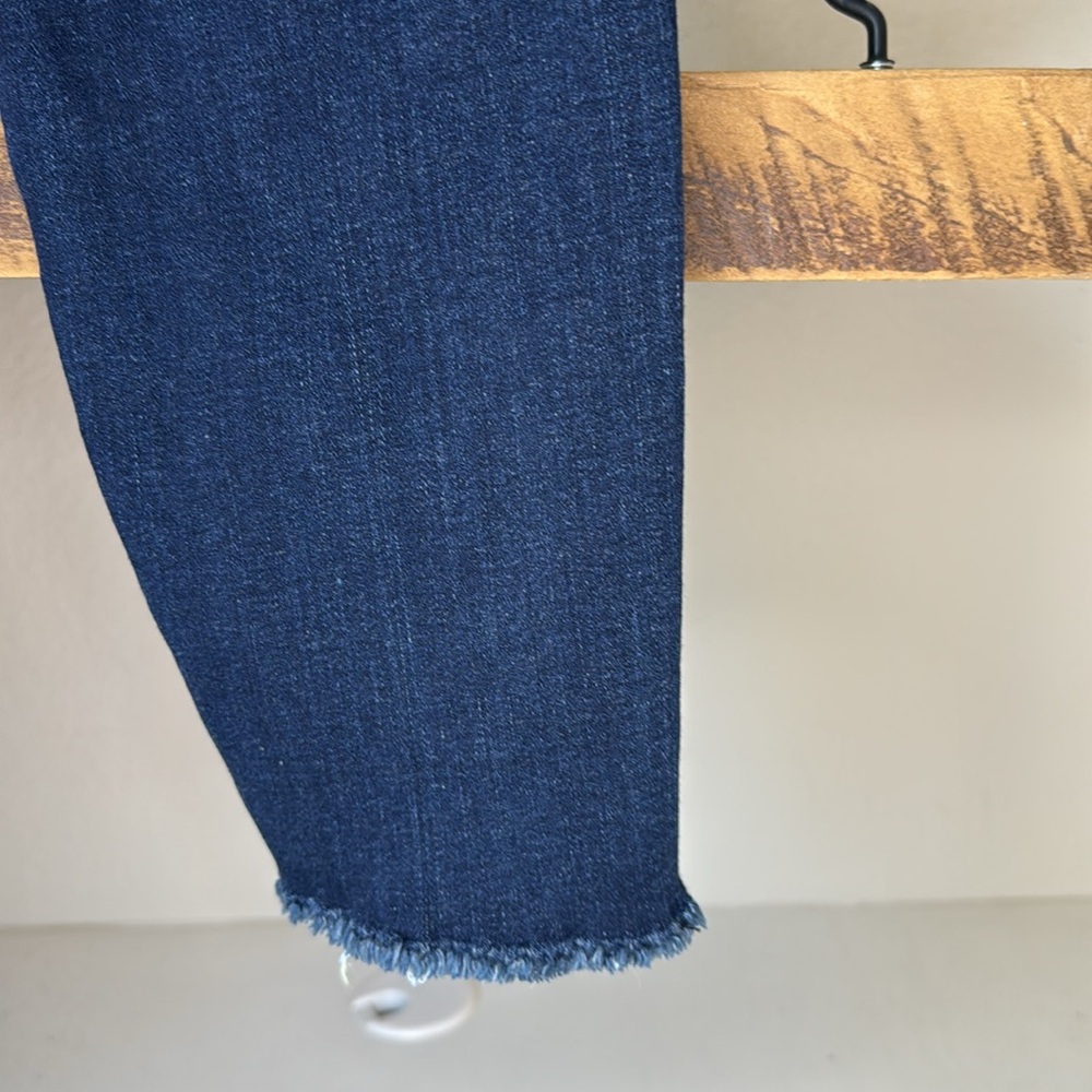Madison Astor midrise skinny ankle jeans with frayed-hem, size 8/29, dark blue - Picture 14 of 16